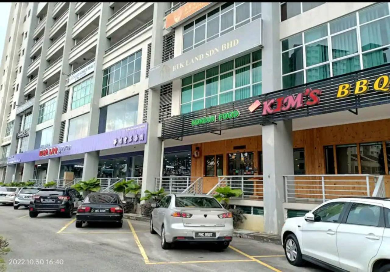 Town Condo: Cozy Penang Retreat With Beautiful Views Apartment