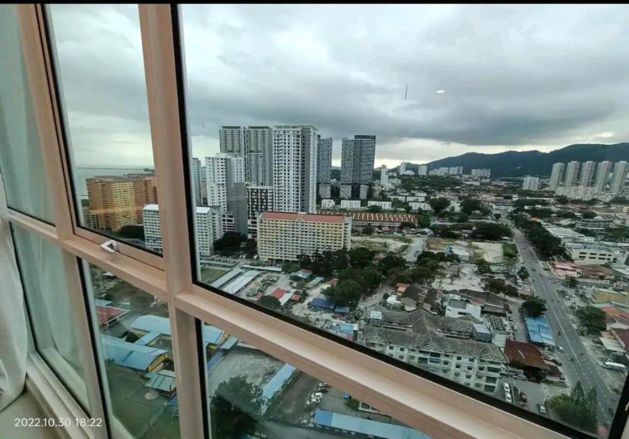 Town Condo: Cozy Penang Retreat With Beautiful Views George Town