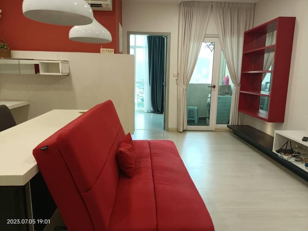 Town Condo: Cozy Penang Retreat With Beautiful Views Apartment *