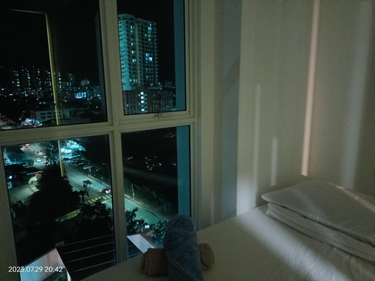 Apartment Town Condo: Cozy Penang Retreat With Beautiful Views