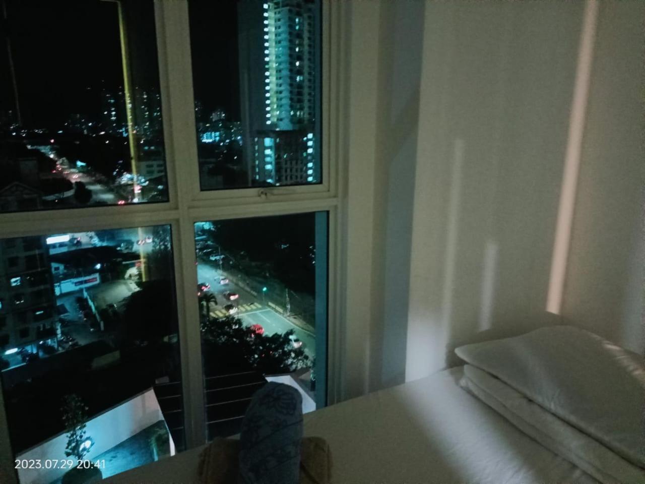 Apartment Town Condo: Cozy Penang Retreat With Beautiful Views George Town