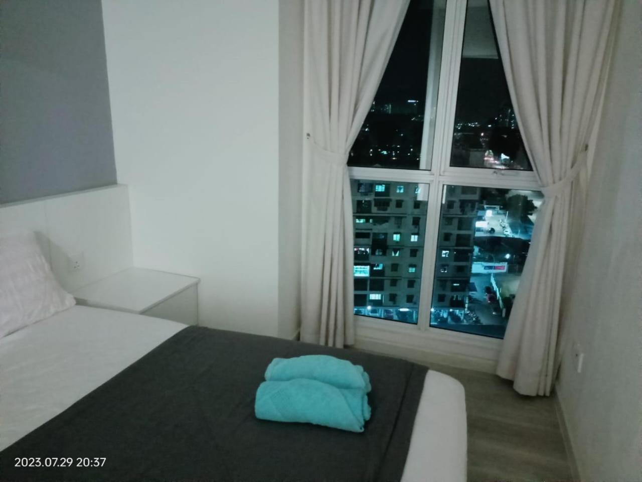 Town Condo: Cozy Penang Retreat With Beautiful Views * George Town