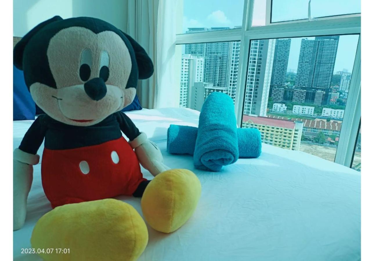 Town Condo: Cozy Penang Retreat With Beautiful Views Apartment George Town